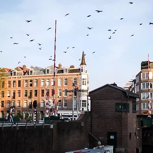 Sweets - Kattenslootbrug Amsterdam